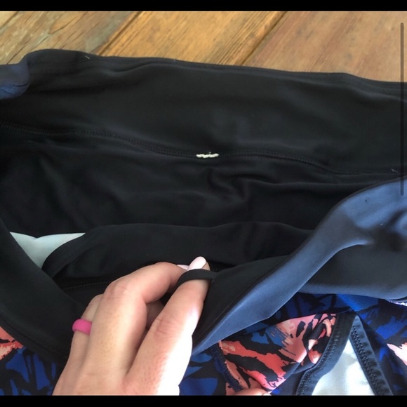 Lululemon athletica speed shorts - Picture 3 of 6